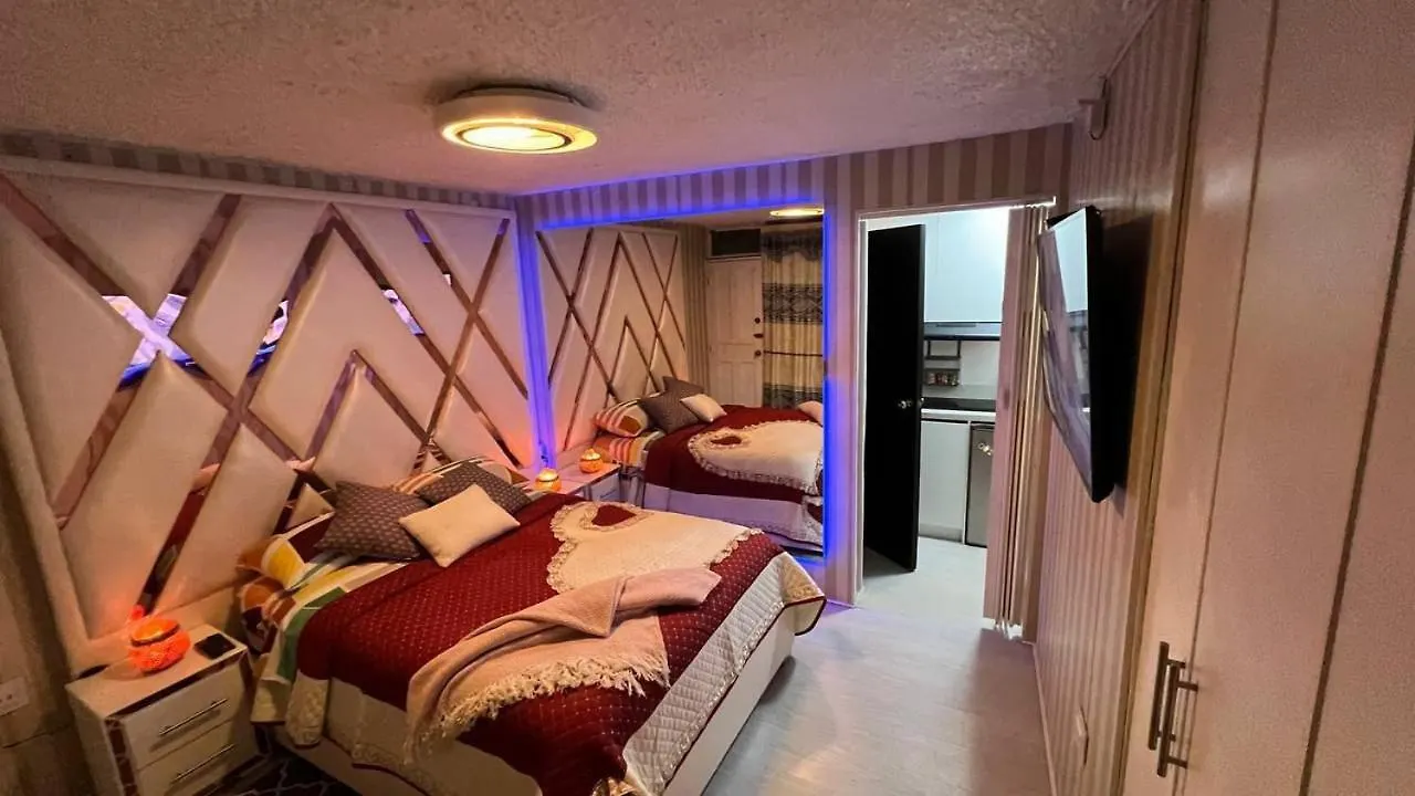 Gold House Oro Hotel Quito